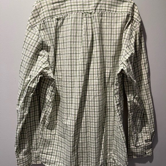 IZOD Flannel Size Large - Picture 3 of 4